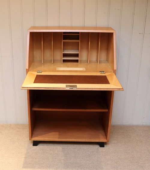 UNUSUAL AUSTRALIAN SILKY OAK ART DECO BUREAU - ADDITIONAL PHOTO 3