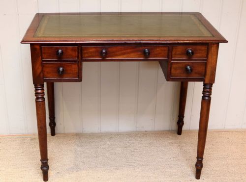 Mid 19th Century Mahogany Desk