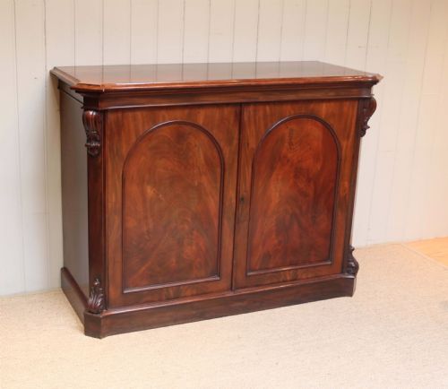 Victorian Mahogany Chiffionier