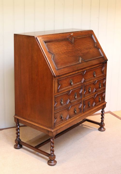 1920s Oak Bureau