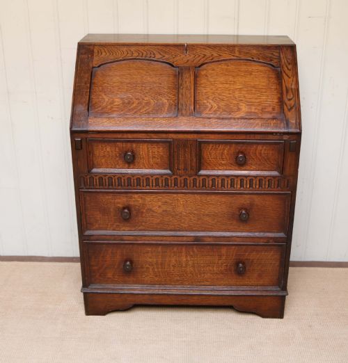 1920s Oak Bureau