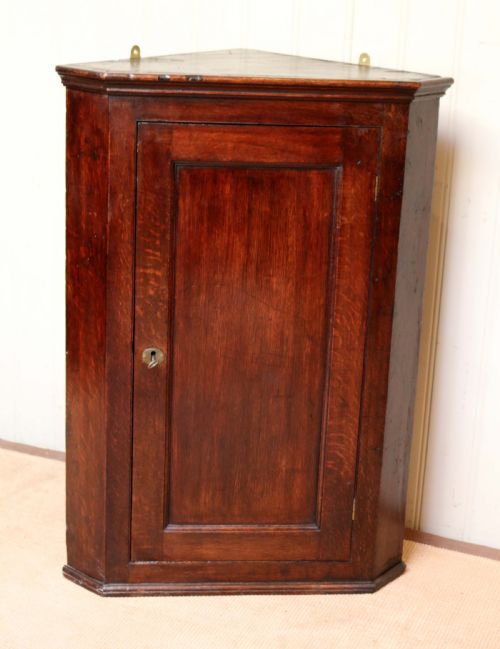 Oak Corner Cupboard