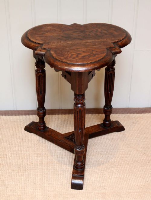 Clover Leaf Oak Table
