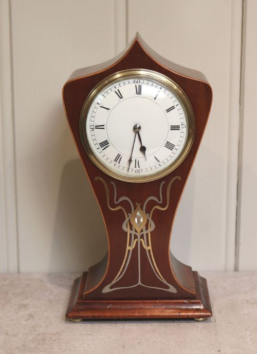 Mahogany Art Nouveau Mantel Clock (United Kingdom, C. 1900)