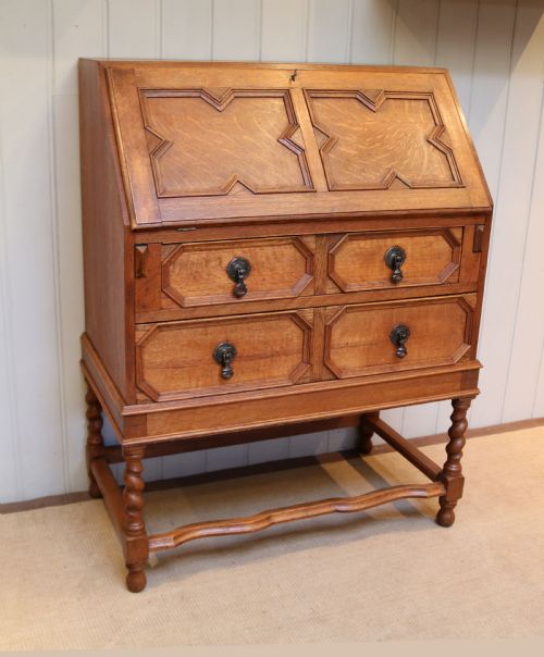 Golden Oak Bureau