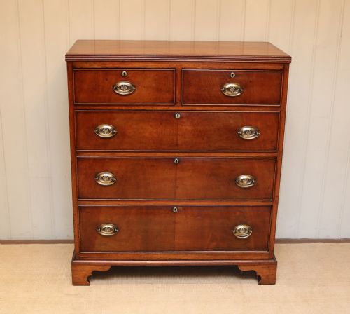 Mahogany Chest of Drawers