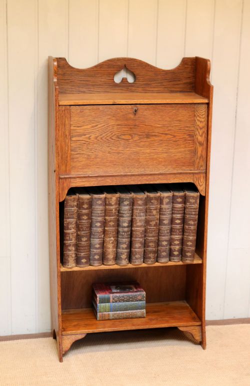 Light Oak Arts and Crafts Students Bureau