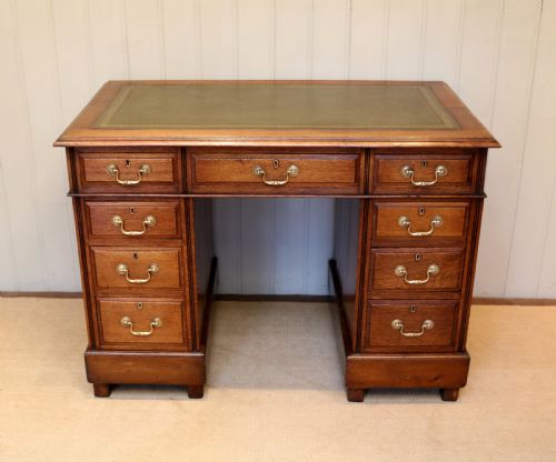 Oak Pedestal Desk