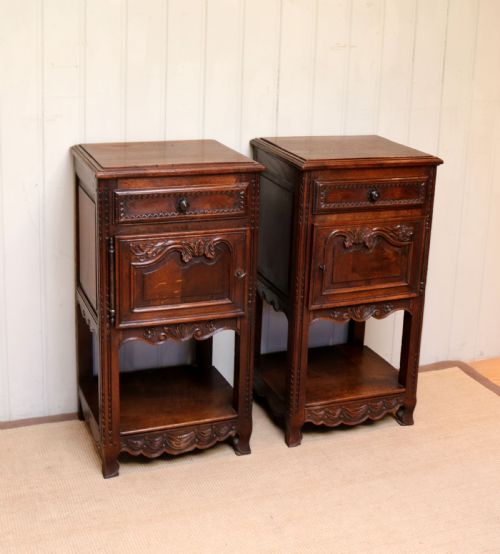 Late 19th Century Pair of French Oak Bedside Cabinets