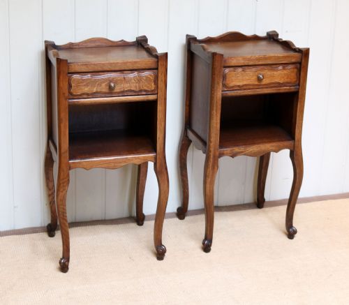 Pair of Oak Bedside Cabinets