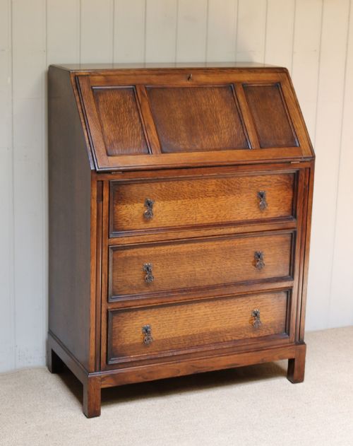 1920s Oak Bureau
