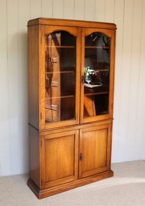 fig 1. Oak Cabinet Bookcase
