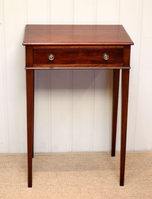 Small Proportioned Mahogany Side Table
