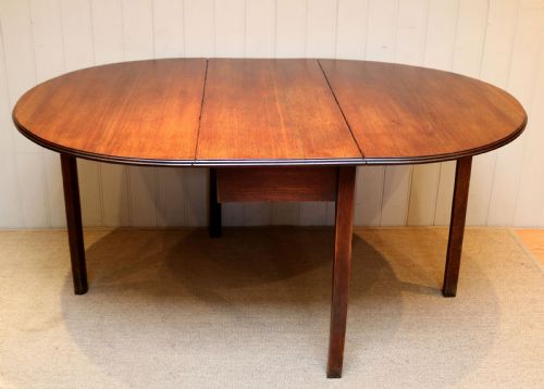 Solid Oak Gateleg Table