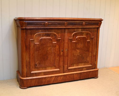 fig 1. Oak Side Cabinet