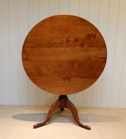Georgian Oak Tilt Top Table