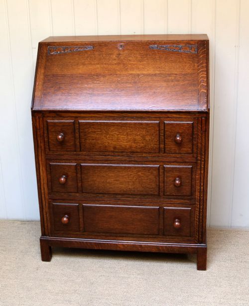 fig 1. Solid Oak Bureau
