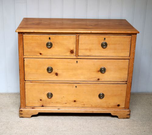 Small Proportioned Pine Chest of Drawers