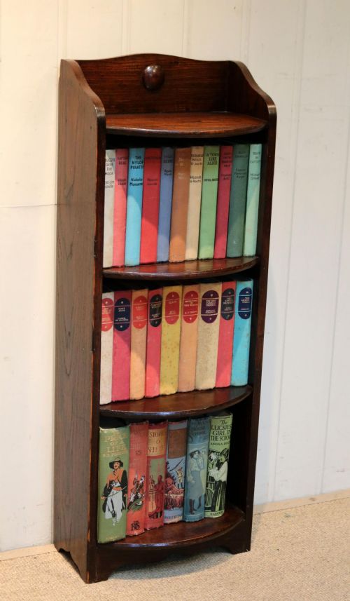 Small Proportioned Oak Open Bookcase