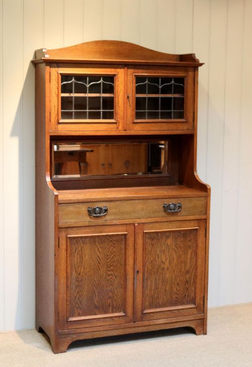 Small Proportioned Oak Dresser