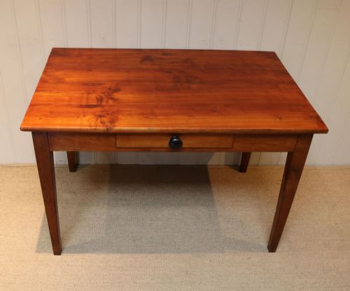 SMALL PROPORTIONED FRENCH PROVINCIAL CHERRY WOOD TABLE - ADDITIONAL PHOTO 2
