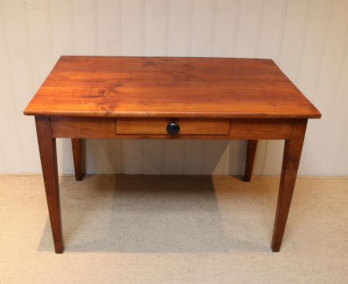 SMALL PROPORTIONED FRENCH PROVINCIAL CHERRY WOOD TABLE - ADDITIONAL PHOTO 6