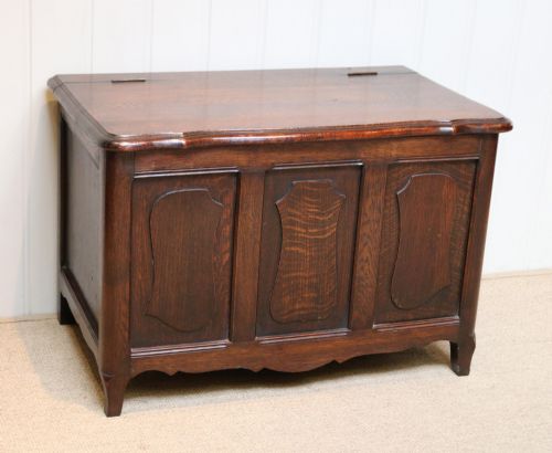 fig 1. French Oak Coffer