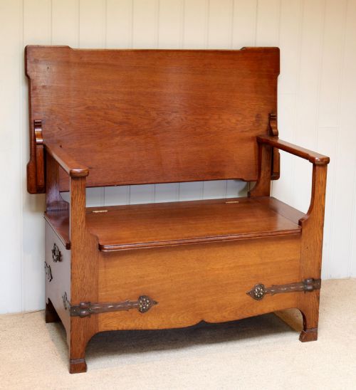 Arts and Crafts Solid Oak Monks Bench