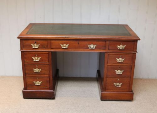 Late 19th Century Walnut Pedestal Desk