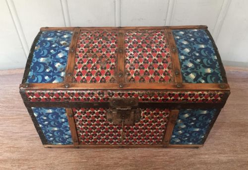 COLONIAL DOME TOP TIN CASKET - ADDITIONAL PHOTO 4