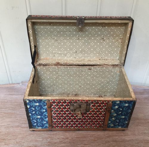 COLONIAL DOME TOP TIN CASKET - ADDITIONAL PHOTO 8