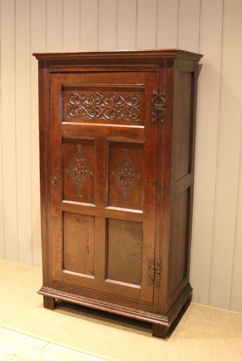 Early 19th Century Oak Hall Cupboard
