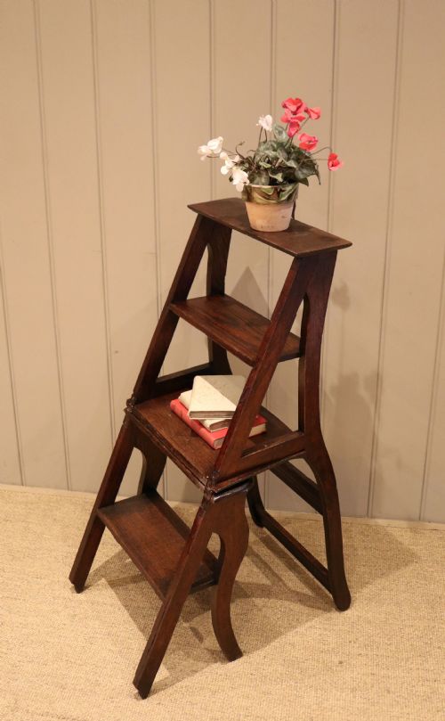 fig 1. Oak Metamorphic Chair