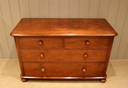 Late 19th Century Mahogany Chest of Drawers