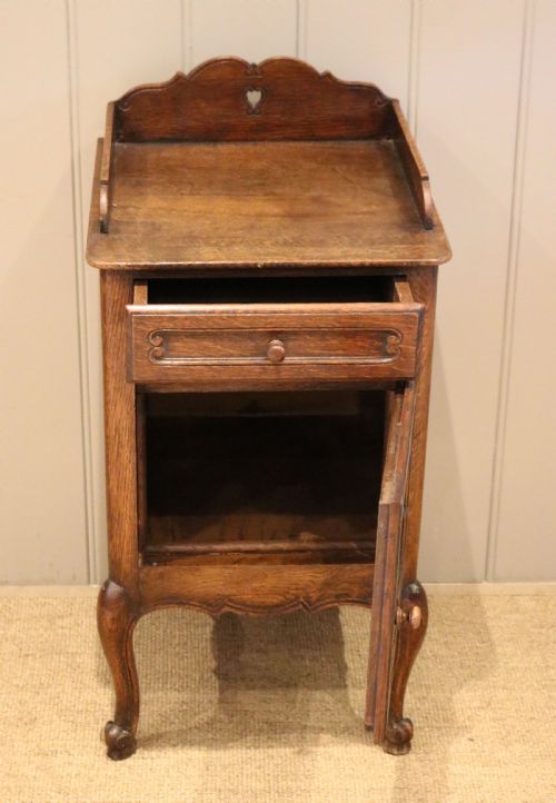 SOLID OAK BEDSIDE CABINET - ADDITIONAL PHOTO 3