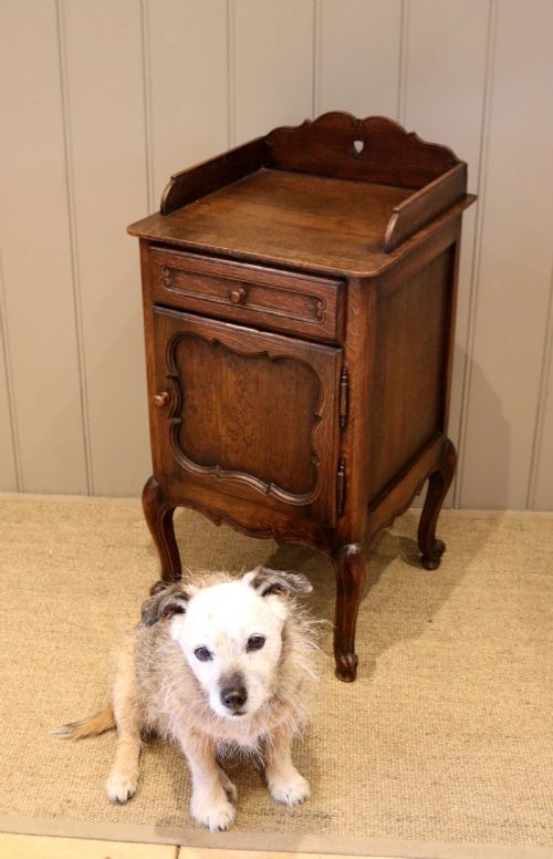 SOLID OAK BEDSIDE CABINET - ADDITIONAL PHOTO 4