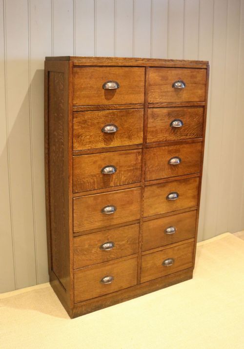 Large Oak Chest of Drawers