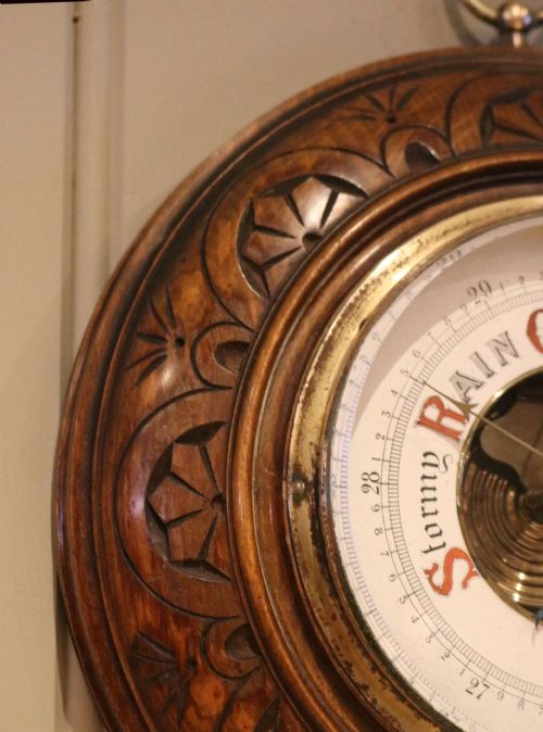 CIRCULAR BEECHWOOD BAROMETER - ADDITIONAL PHOTO 6
