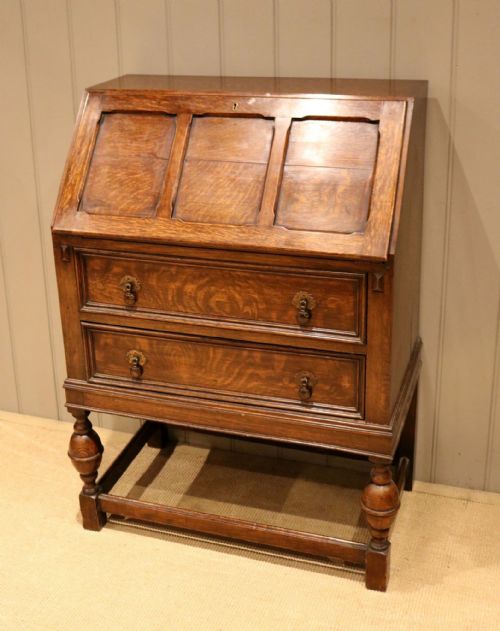 fig 1. 1920s Oak Bureau