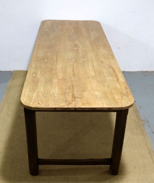 FRENCH OAK FARMHOUSE TABLE - ADDITIONAL PHOTO 1