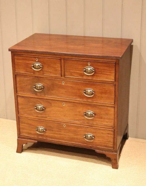 Georgian Style Mahogany Chest of Drawers