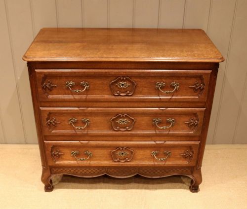 French Oak Chest of Drawers