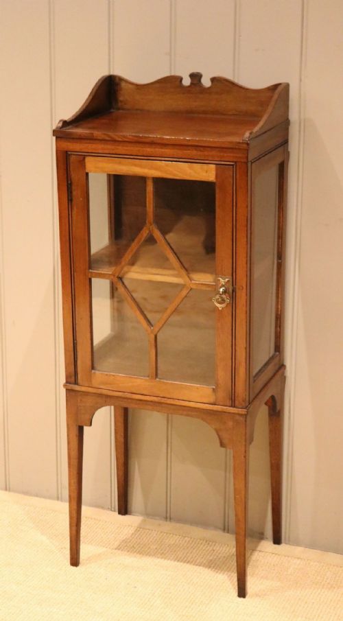 Edwardian Mahogany Glazed Cabinet