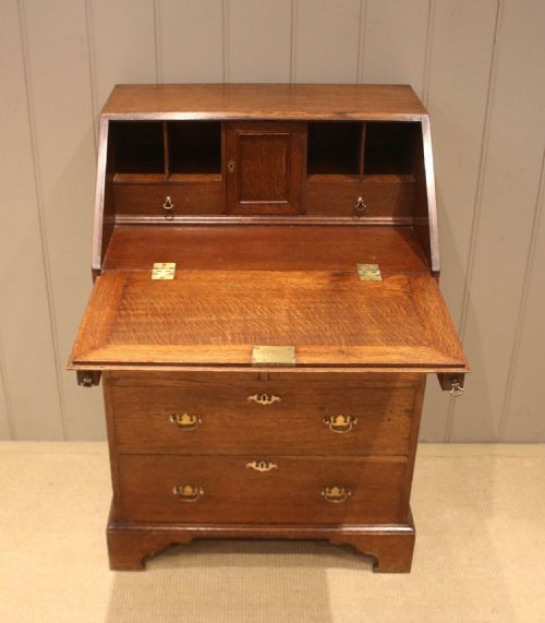 fig 1. Good Quality George III Style Oak Bureau