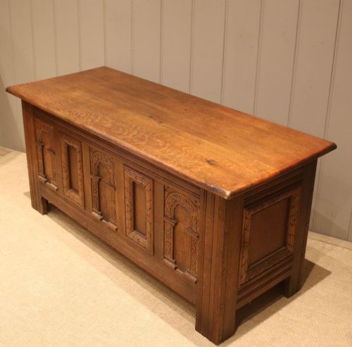 fig 1. Arts & Crafts Oak Coffer