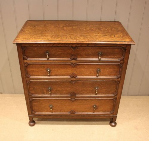 Solid Oak Chest of Drawers