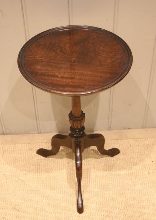 Early 20 Th Century Mahogany Wine Table
