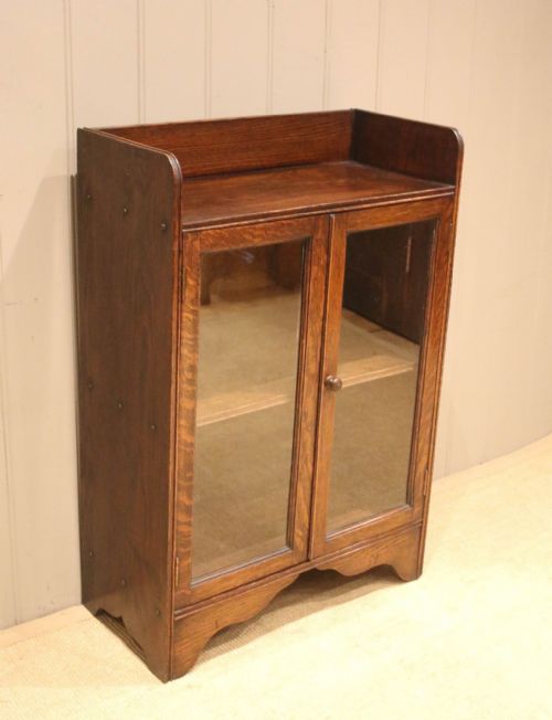 fig 1. Small Oak Glazed Bookcase
