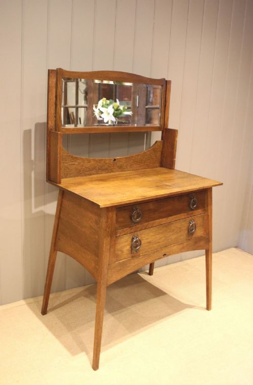Arts & Crafts Solid Oak Dressing Chest