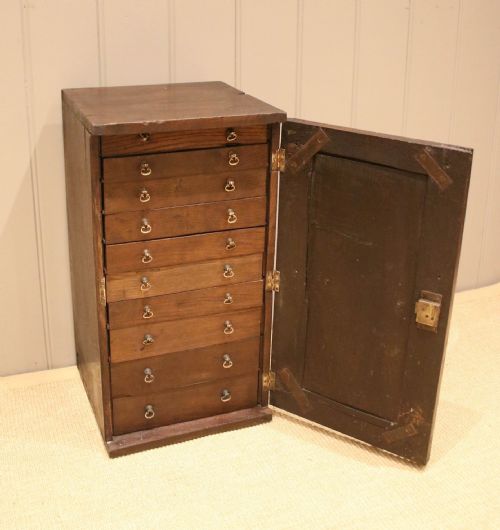 RUSTIC GEORGIAN OAK COLLECTORS CABINET - ADDITIONAL PHOTO 5